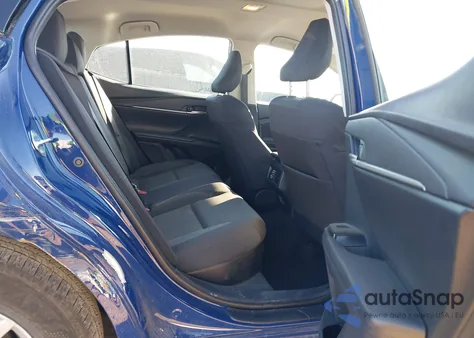 2025 Toyota Camry Le z USA, uszkodzony, nr VIN 4T1DAACK0SU138128